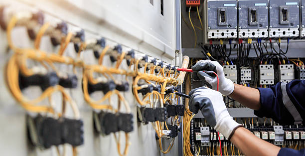 Professional Electrician technician working in Fisher, IL
